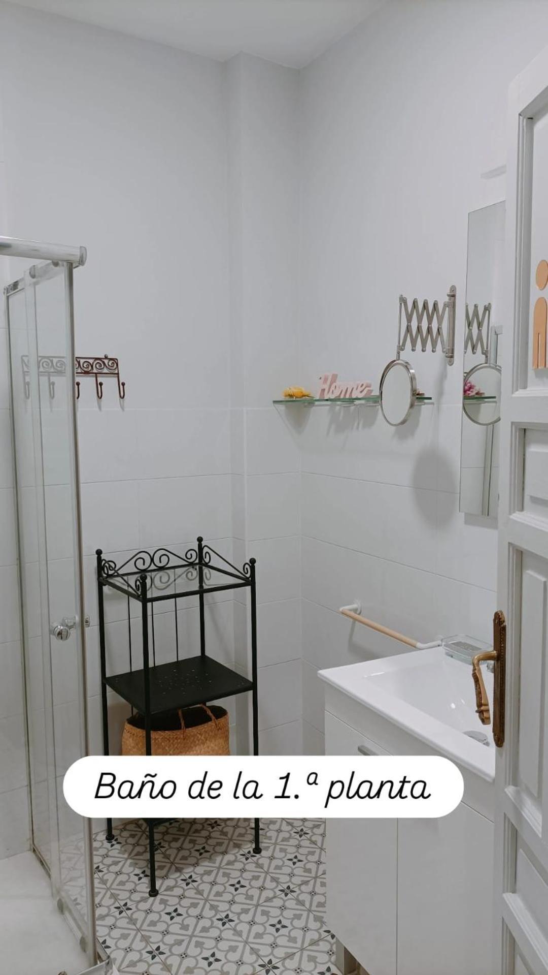 Apartamentos En La Plaza Dona Elvira, 7 Sevilla Exterior foto
